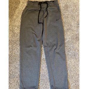 Men’s Nike dry fit M sweatpants